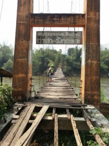 De oude hangbrug