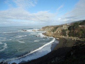 Golven slaan op de Californische kust