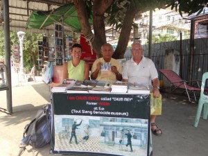 Overlevende van het Pol Pot regime in Tuol Sleng