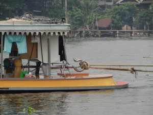 Houten slepers op de Chao Praya