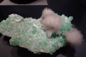 Mesolite en Fluorapophyllite