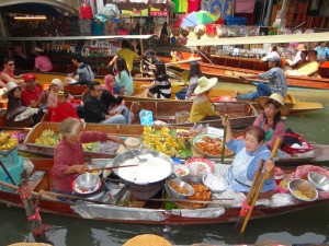 Drijvende markt Damnoen Saduak