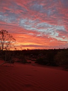 Avondlucht Yulara